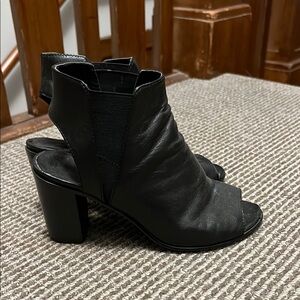 Steve Madden black leather booties with open toe size 6.5